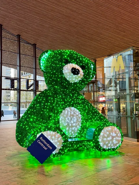 A green sculpture inside a station, Netherlands